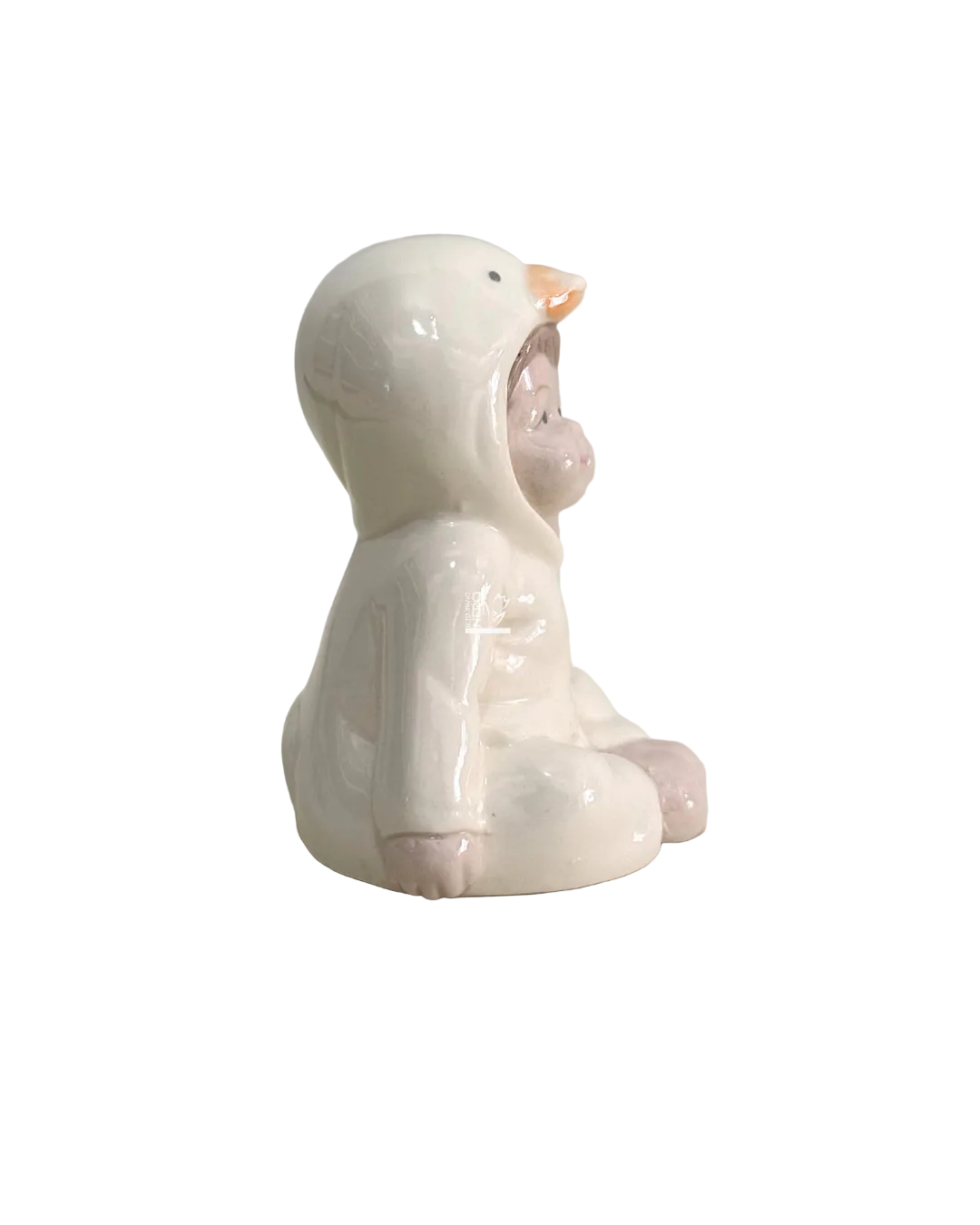 Bimbo Seduto con Tuta da Pulcino | HERVIT Creations