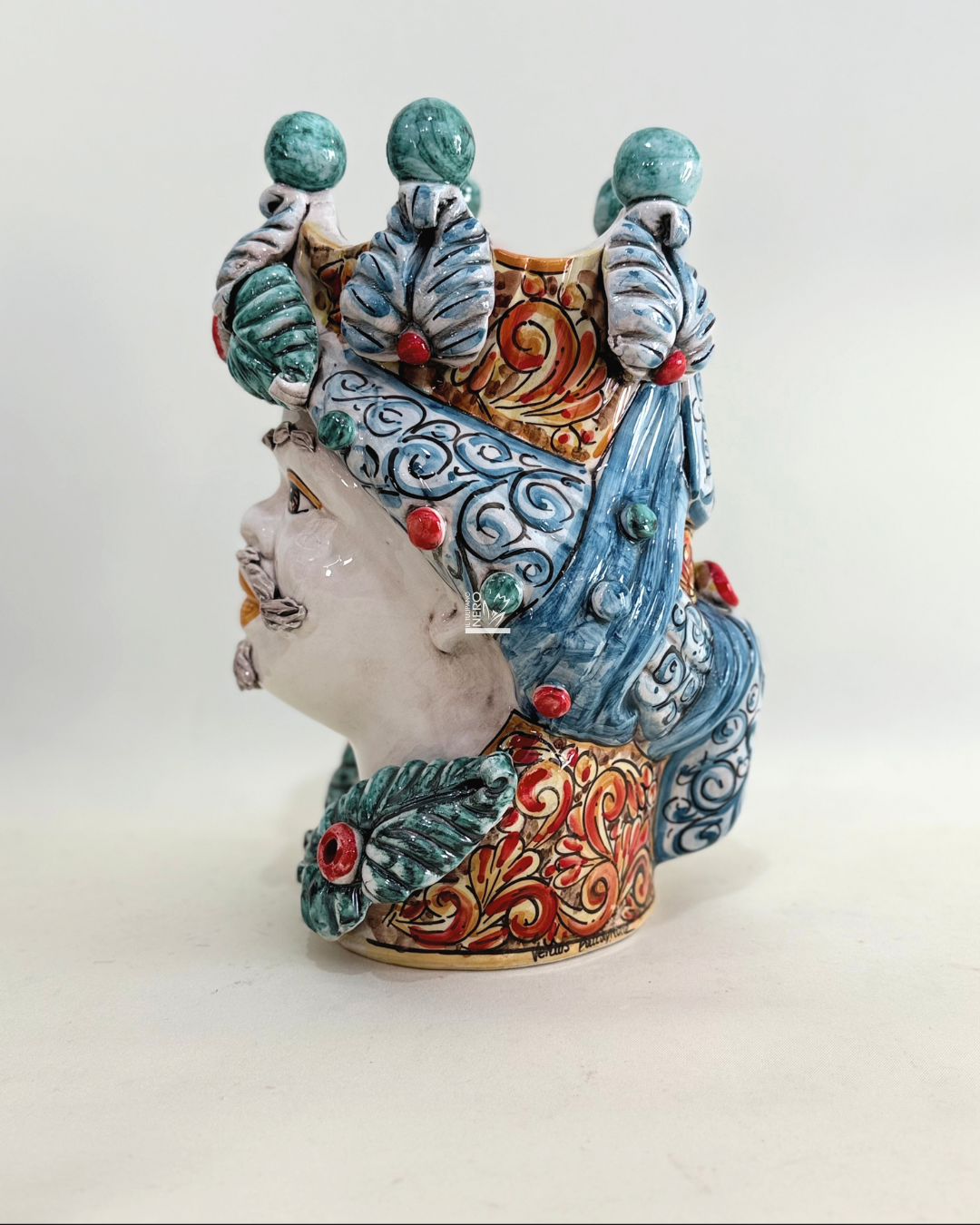 Testa di Moro Demetra Medio | VERUS Ceramiche