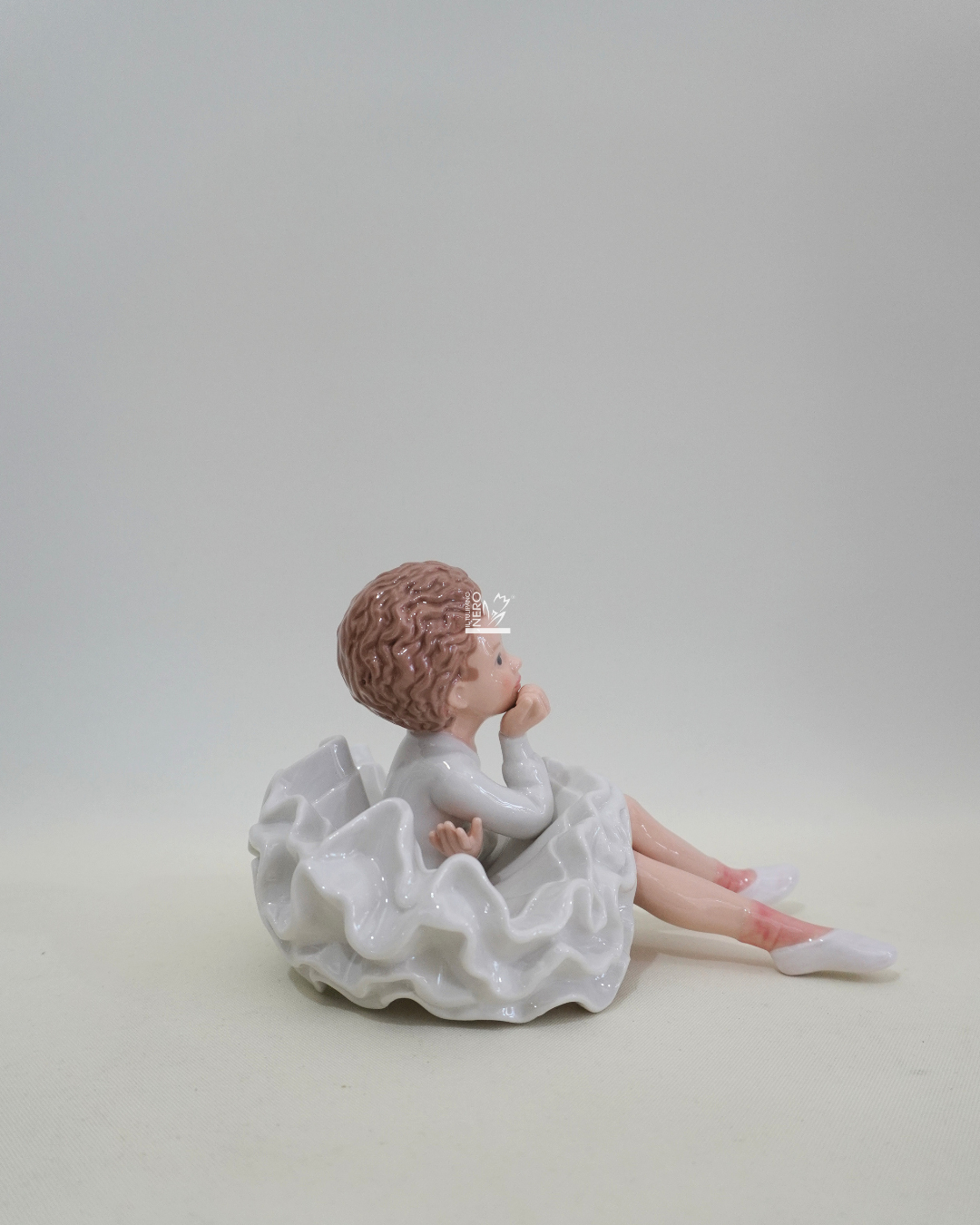 Ballerina Seduta Porcellana | Royal Class-HERVIT