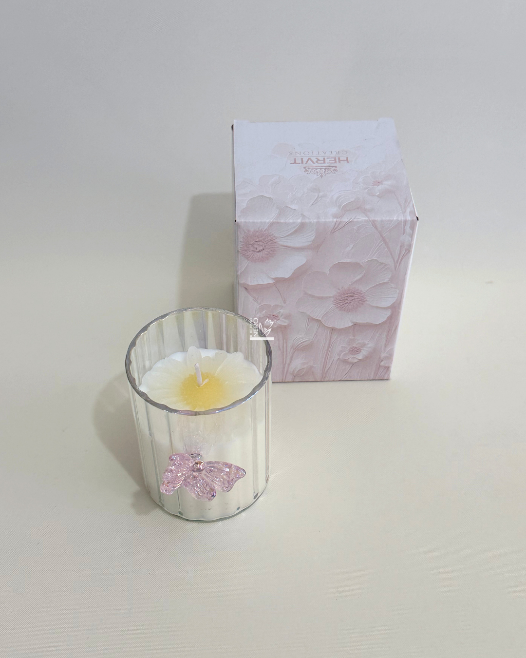 Candela Profumata Daisy J'adore Farfalla Rosa | HERVIT Creations