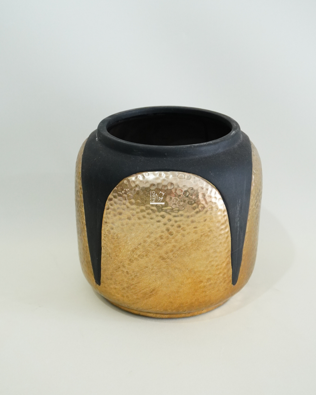Vaso Nero e Oro Piccolo | EDG
