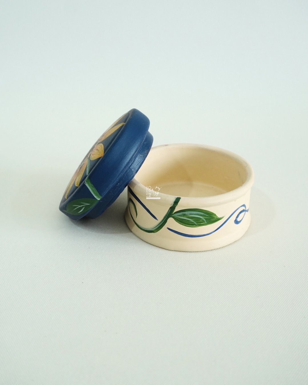 Scatolina Rotonda Blu con Girasole | Capodimonte