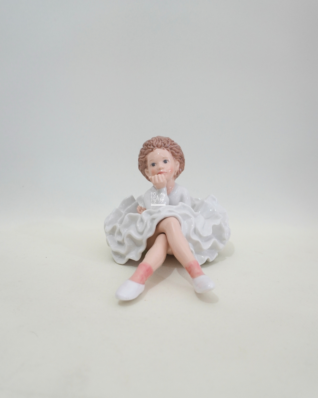 Ballerina Seduta Porcellana | Royal Class-HERVIT