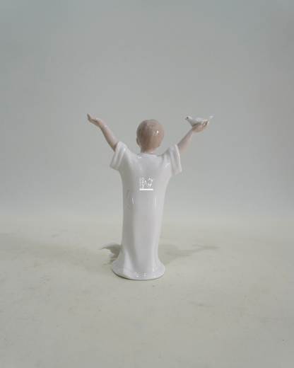 Bambino con Colombe Porcellana | Royal Class-HERVIT