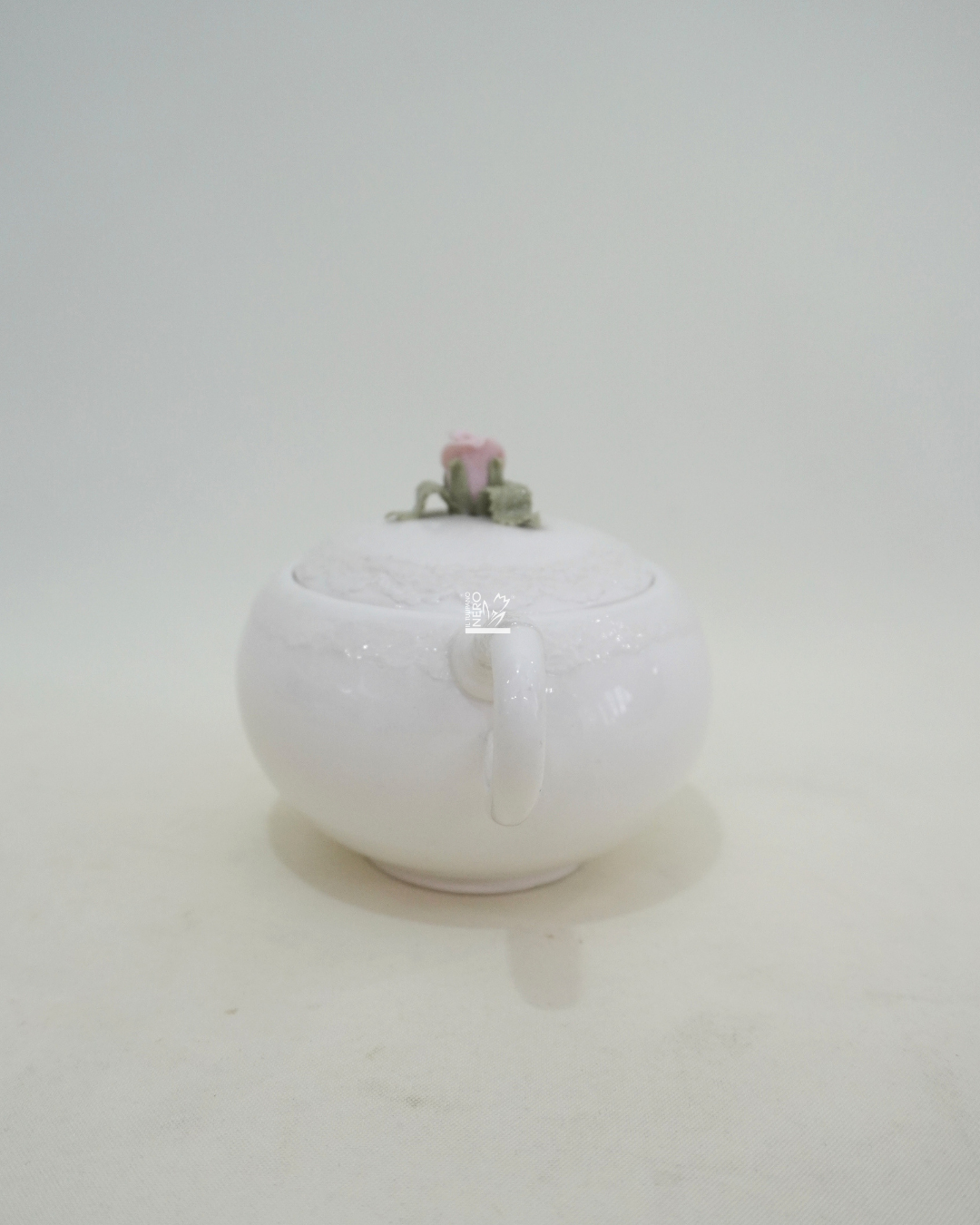 Teiera in Porcellana Bianca con Fiore | Royal Class-HERVIT