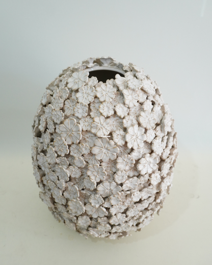 Vaso Ovoidale con Fiori Tridimensionali | EDG