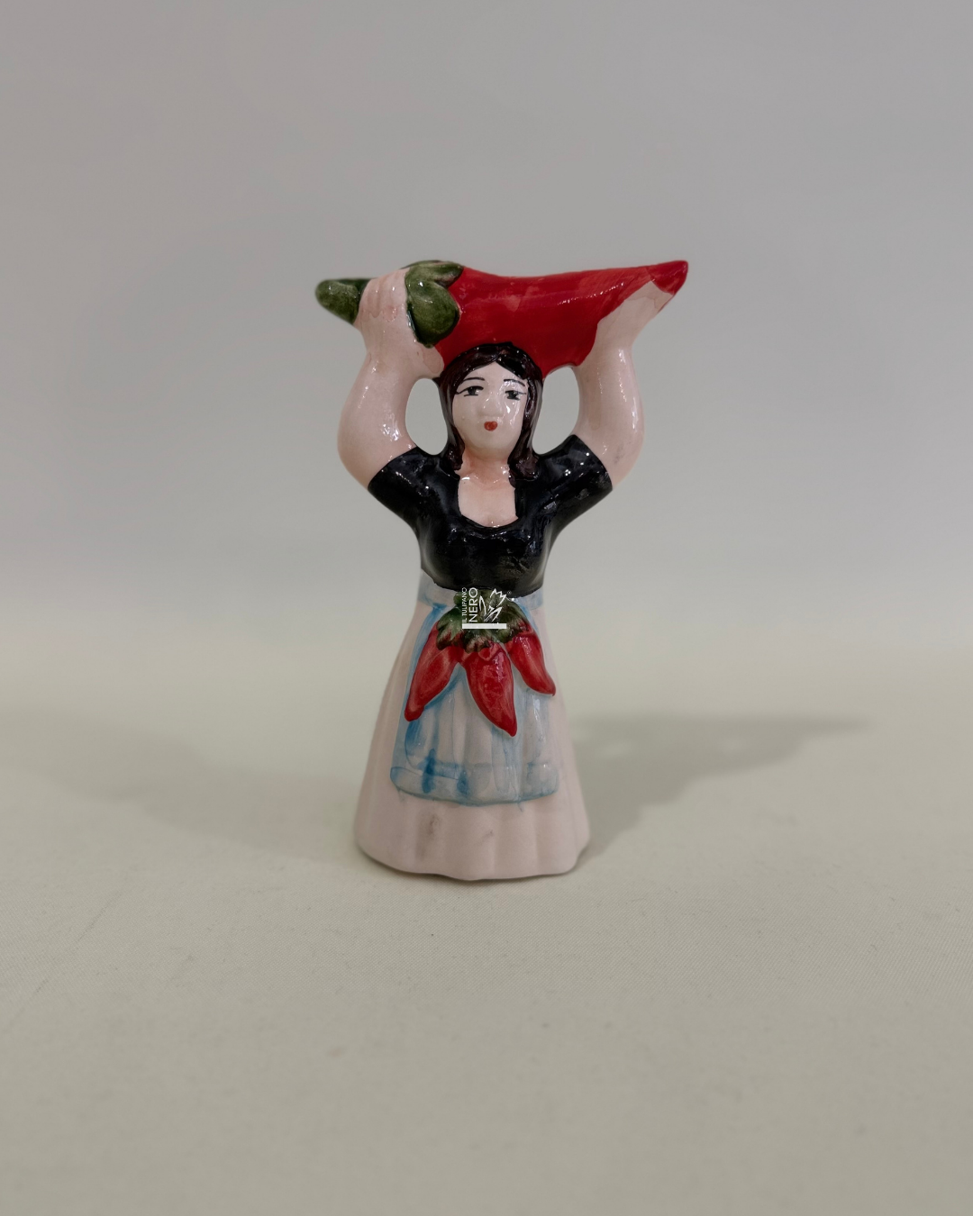 Donna con Peperoncini Media | Ceramiche Artistiche Calabresi